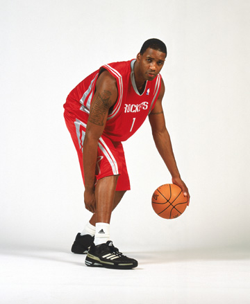 都体：邓弗里斯可能继续缺席与马竞比赛；泽林斯基已参加合练（都体：邓弗里斯或继续缺阵对马竞之战，泽林斯基已回归合练）