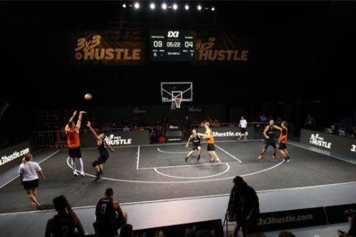 布冯：米兰现在所有运作都围绕出成绩展开，这必须归功于阿囧（布冯：米兰如今一切围绕成绩推进，这要归功于阿囧）