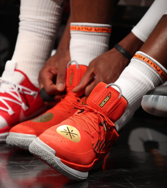 卡萨诺：国米对阵凯拉特表现自大，或者说意大利球队满足1-0（卡萨诺称国米战凯拉特显得傲慢，意大利球队往往只求1比0）