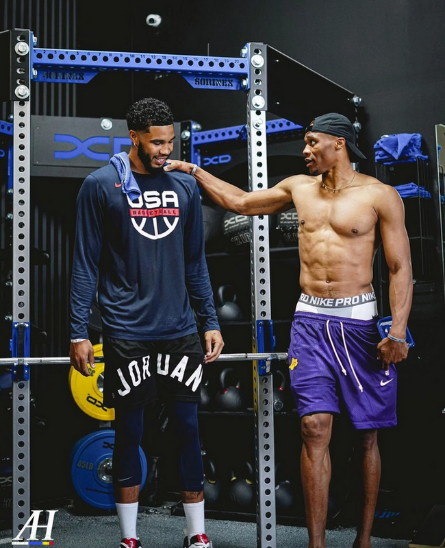 广厦防守铁血令人窒息（广厦铁血防线让对手喘不过气）