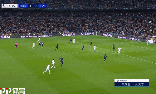 荷媒：利物浦有意阿尔克马尔新星斯密特，斯洛特对其很欣赏