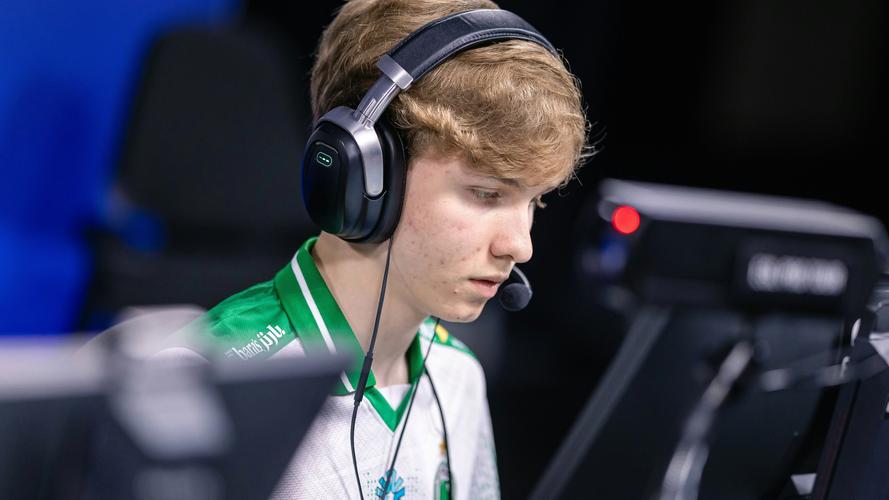 一件球衣卖出1.7亿元 体育迷一夜暴富有妙招