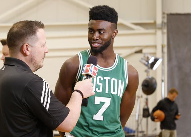 强档三局鏖 强档三局鏖